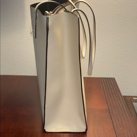 Marc Jacobs NWOT The Grind Tote Cream - Picture 3 of 7